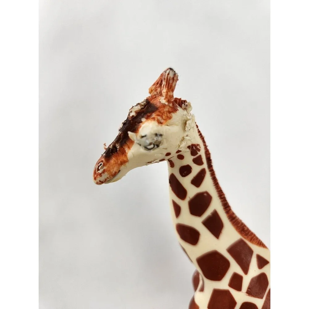 Vtg Safari Jungle Animals Elephant‎ Baby Tiger Lion Warthog Saber tooth Figures